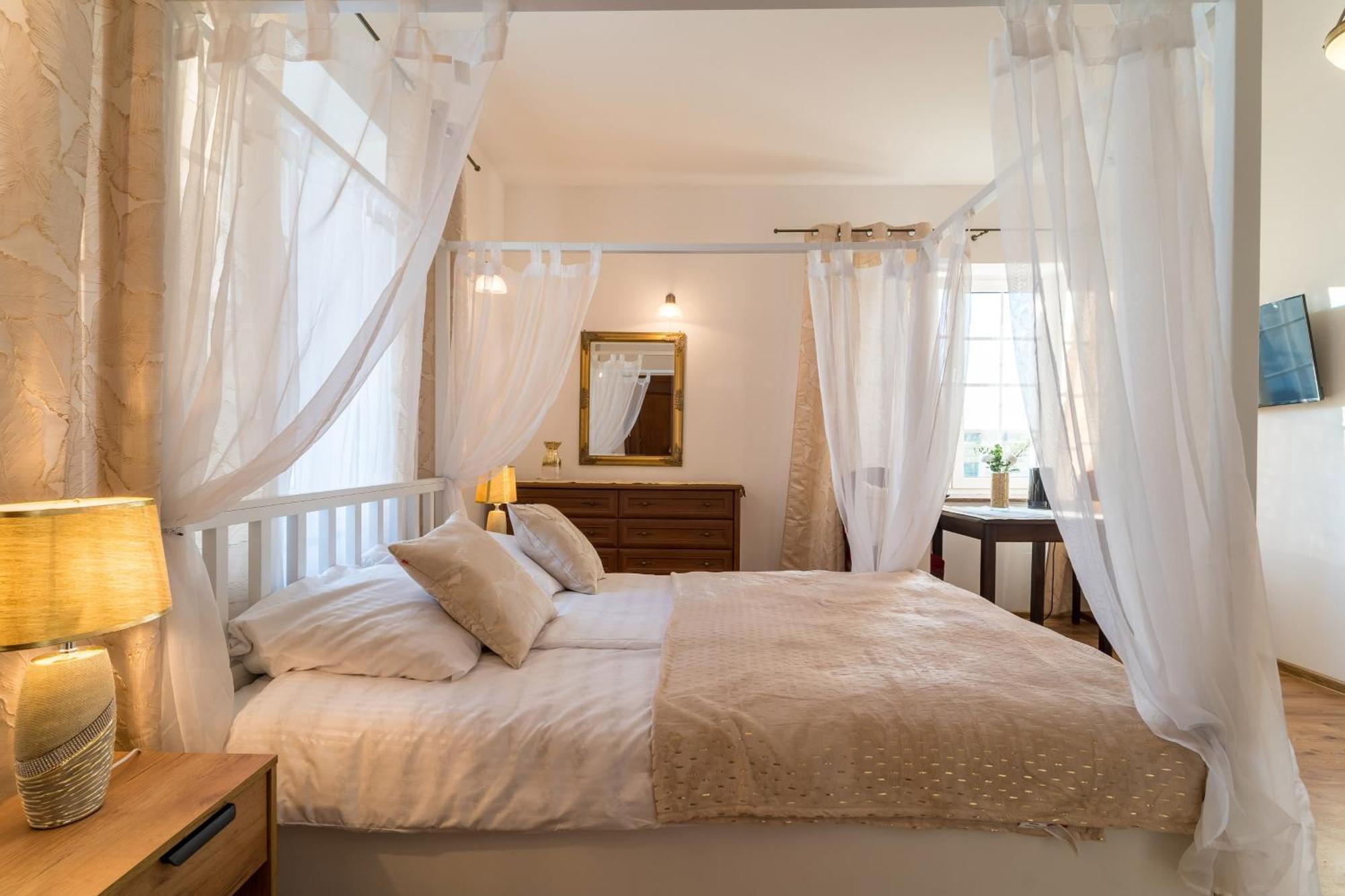 Pensjonat Well Clinic Medicine Estetic & Spa Γκντανσκ Εξωτερικό φωτογραφία